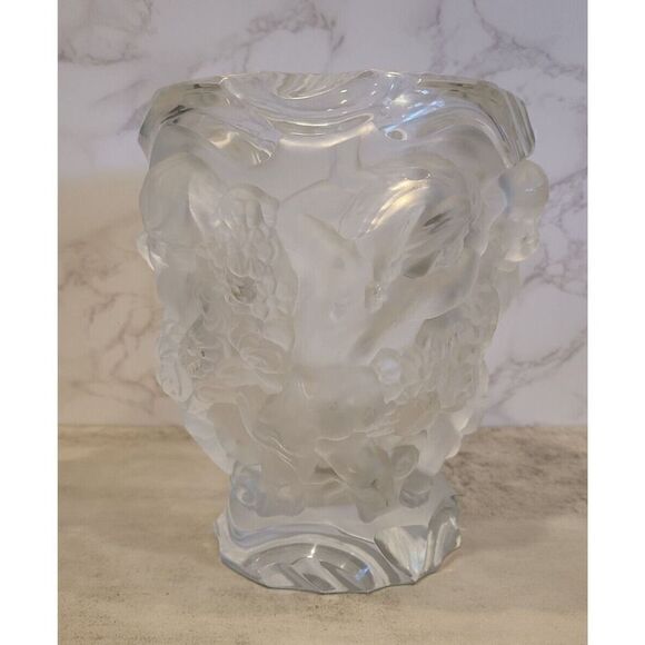 Vintage Desna Czech Semi Frosted Crystal Cherubs & Floral Vase 7.25" Tall EUC - Picture 2 of 13